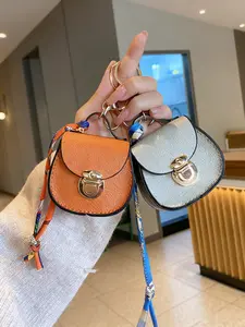 Versatile Saddle Small Bag, Coin Purse Hanging Decoration, Zipper Portable Multifunctional Bag, Multiple Colors Available, Fashionable and Convenient
