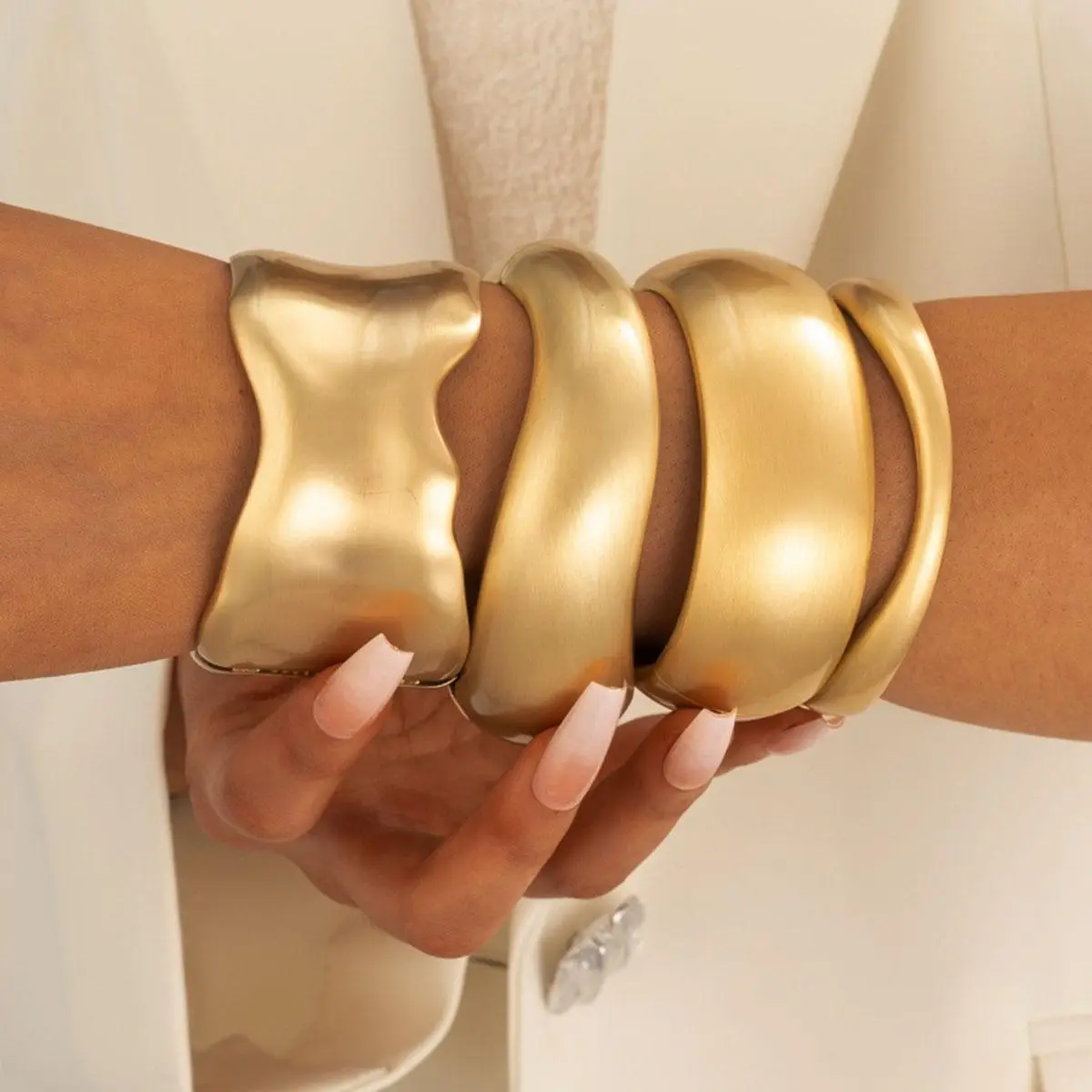 Punk Frosted Matte Metal Chunky Geometric Spring Bangles for Women Hip Hop Irregular Wide Cuff Bangle Bracelets Jewelry