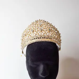 Regalia Crown