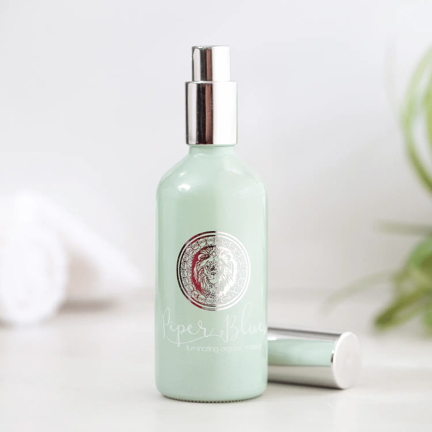 PiperBlue Organic Ageless Makeup Setting Spray, Lightweight Nourishing Formula for Daily Use, Radiant Long-Lasting Finish, Hydrating Mist