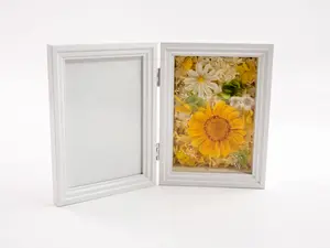 ExoticEtFleur Preserved Flower Photo Frame - Timeless Memories & Eternal Blooms for Gifting (can be customize)