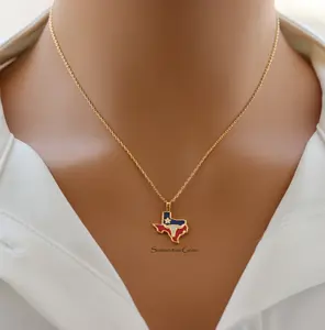 18K Gold Plated Long Horn Texas State Pendant Necklace – Western-Inspired Jewelry for Texas Pride