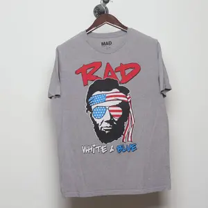 Vintage Y2K MAD "Rad White & Blue Lincoln" T-Shirt - L