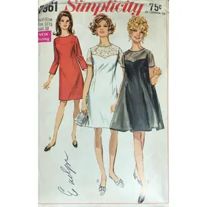 Simplicity 7961 Sewing Pattern (Vintage) CUT