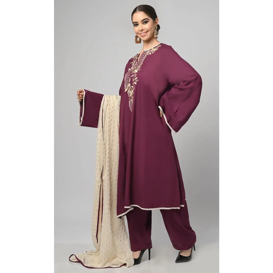 Kashmiri Embroidered Rayon Phiran With Salwar And Dupatta
