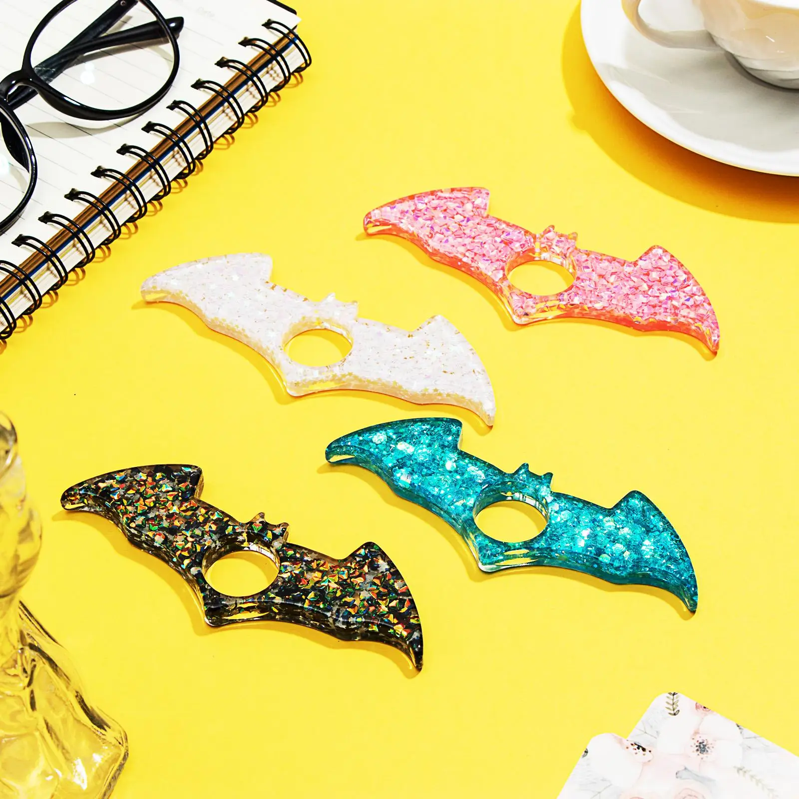 Bat Shaped Thumb Book Page Holder, 1 Count Hollow Out Design Bookmark, Creative Reading Accessories for Home School Office Dormitory