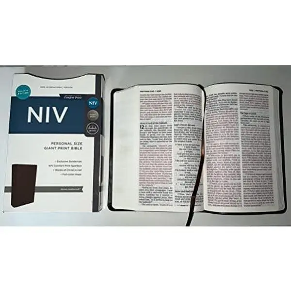 USED Book - NIV Zondervan Personal Size Giant Print Bible Red Letter Edition Brown Leathersoft Lay Flat by Unknown (Unknown) - english