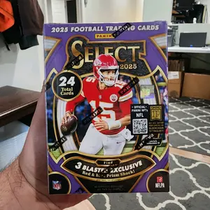 2025 SELECT FOOTBALL BLASTER BOX