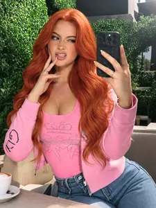 Ginger Orange Wavy Wigs 13x4 Lace Front Wigs Pre-Plucked Hairline Synthetic Wig Ginger Concert Look Body Wave Wig Coachella Festival Look Lace Front Wigs for Women Daily Wear Work School 28 Inch