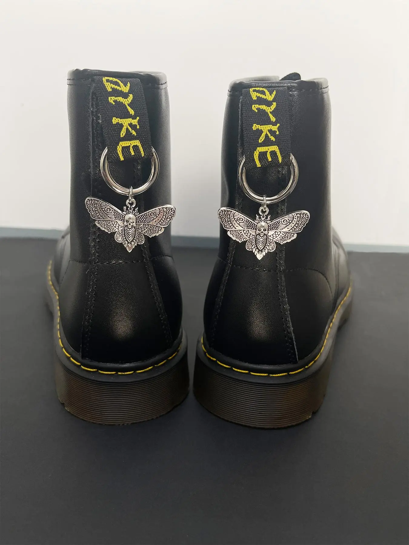 Punk Style Butterfly Design Boots Charms, Fashionable Goth Biker Cowboy Punk Style Boots Decorations, Trendy All-match & Exquisite Diy Accessories for Birthday Gift, Shoe Decoration Charms, Decorative Shoe Accessories