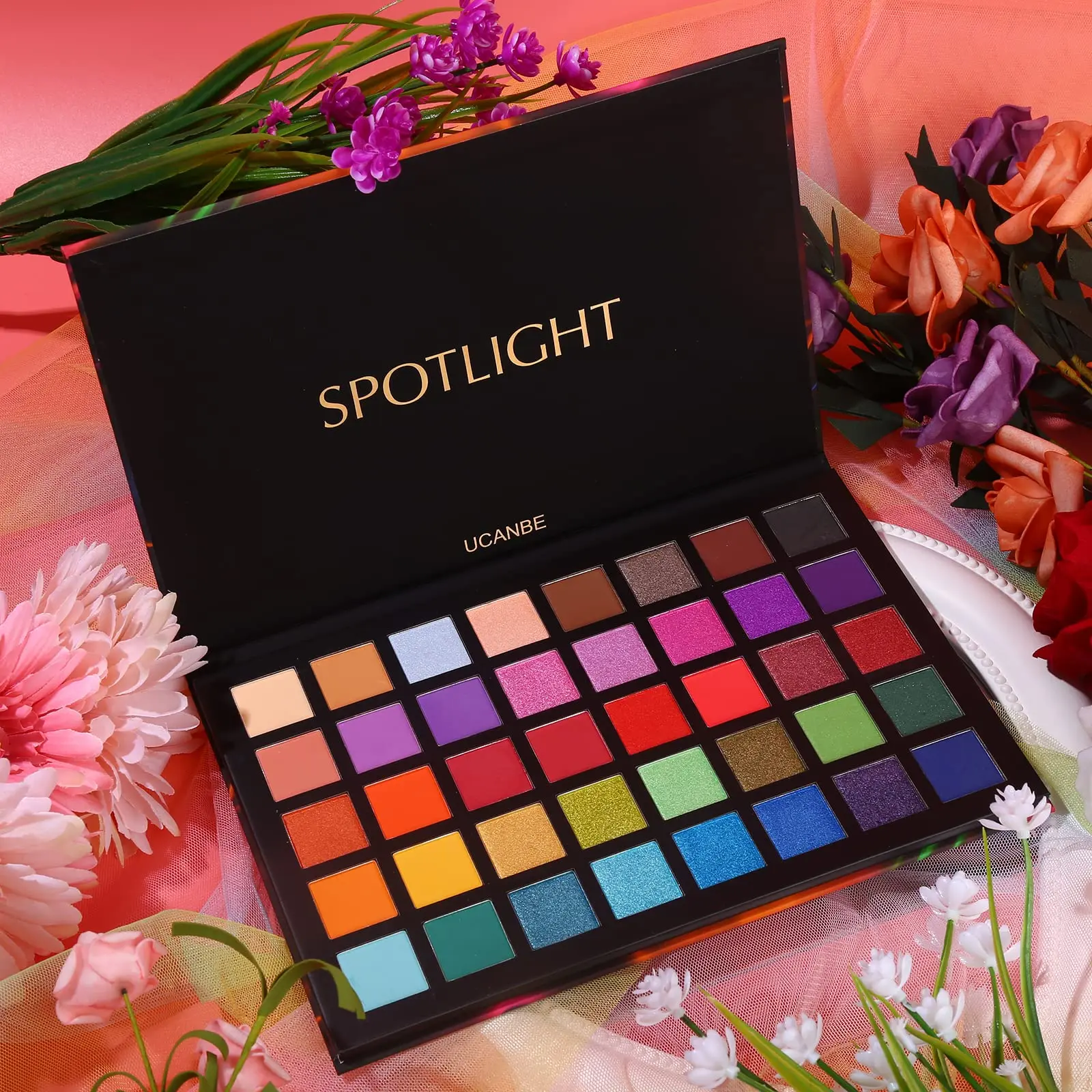 40-Color Eyeshadow Palette – Professional Matte and Shimmer Shades, Highly Pigmented, Colorful Powder, Long-Lasting and Waterproof