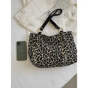 New Fashion Leopard Print Large Capacity Shoulder Under Arm Casual School Tote Bag tiktokshopspringglowup