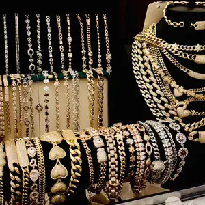 Luxury Meets Trend: Stunning Jewelry for Every Statement