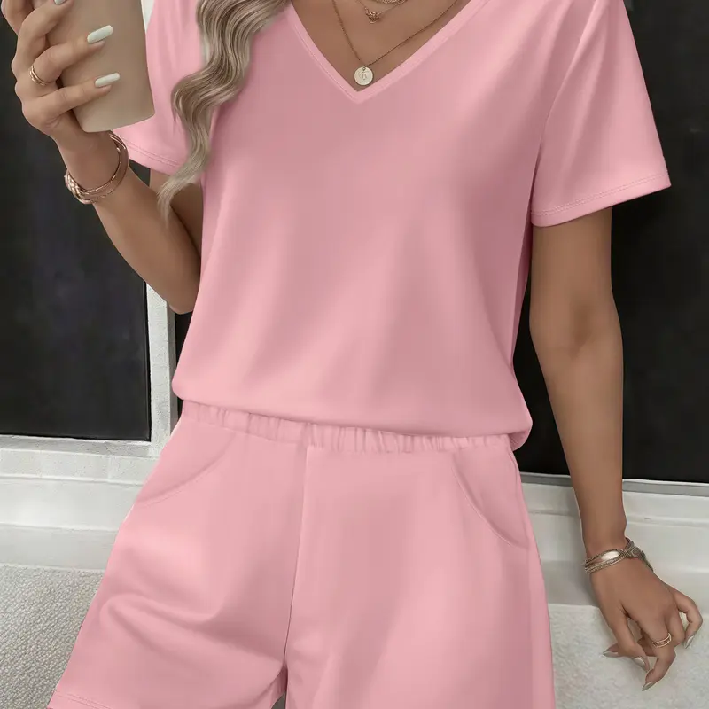 2-Piece Stylish V-Neck Women's Fitted Short-Sleeve and Shorts Outfit Set; Casual Basic Solid Color T-Shirt and Hot Pants Set; Suitable for Everyday Wear Womenswear Style Casual Summer Set