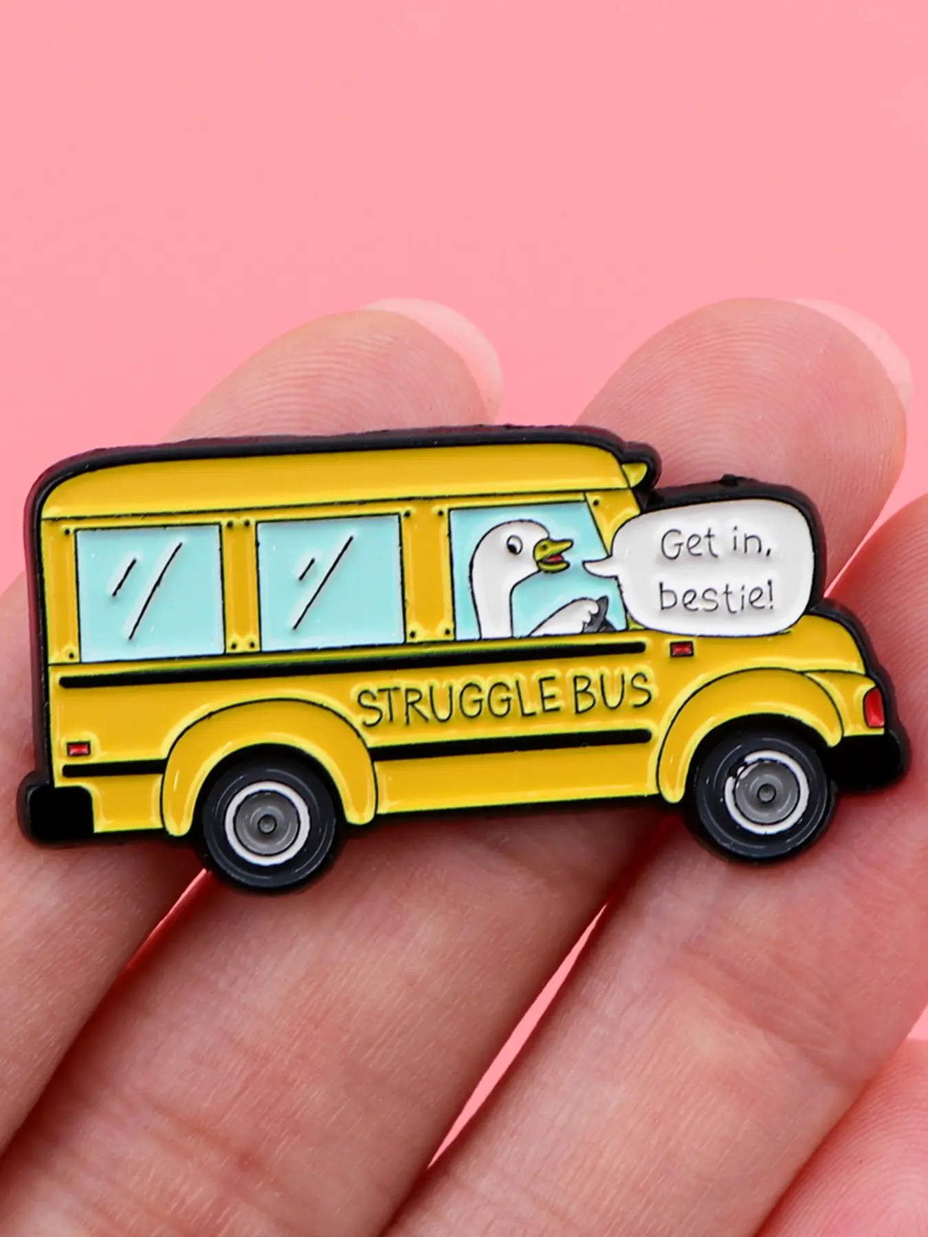 Funny Struggling Bus Goose Pin Clip, Brooch Clip, Lapel Pins, Cartoon Animal Design, Unique Bag & Clothing Accessory, Perfect Creative Gift, Casual Style, All Seasons Wear, Alloy Brooch Pin