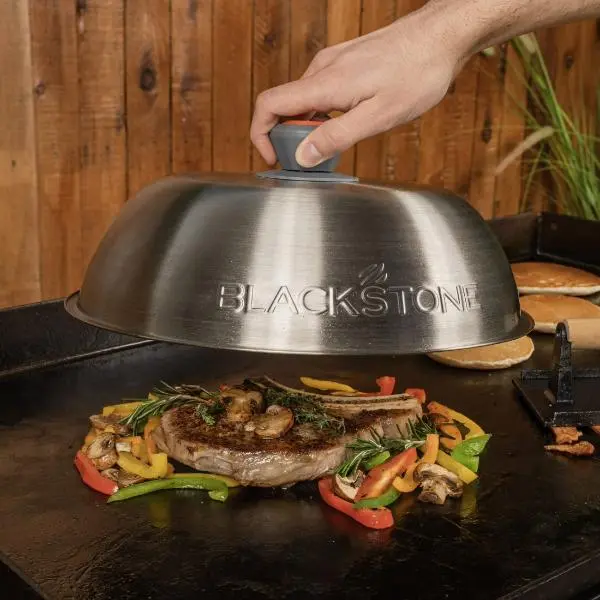 Blackstone Signature 12" Round Basting Cover for Steaming and Melting