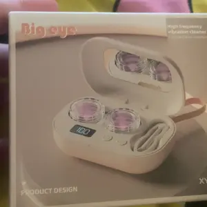 Portable High-Frequency Vibration Contact Lens Cleaning Case with Built-In Vanity Mirror - Dual Cleaning Modes for Daily Deep Cleaning of Both Hard and Soft Contact Lenses, Ideal for Travel, Sports, Office, and Home Use