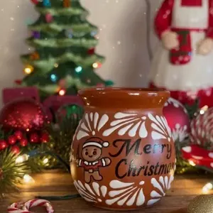 Christmas Cup - Festive Design with Gingerbread Man and Snowflake Patterns for Holiday Celebrations Snack