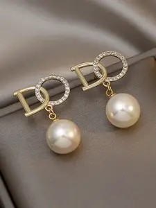 [Elegant pearl Stud Earrings] Vintage Elegant Style pearl Stud Earrings | Unique English Letter With Imitation Pearl Pendant Alloy Jewelry For Women Dating Earrings