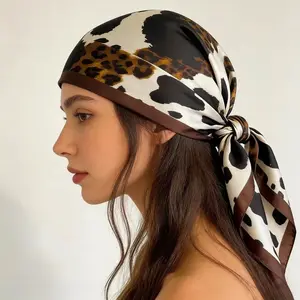 1pc Retro Leopard Print Faux Silk Square Scarf, 70cm Small Bandana for Women, Fashion Versatile Hair Wrap Waist Belt Daily Dress Gift