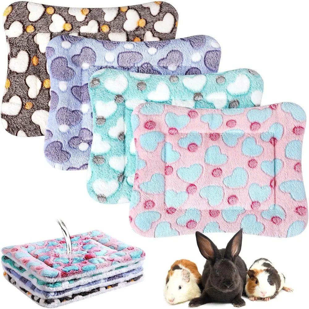 4Pcs Waterproof Guinea Pig Bedding Winter Guinea Pig Bed Plush Cage Liners Soft Dog Cat Mat Reversible Winter Cozy Animal Pee Pad Hamster Bed Mat for Bunny(Heart,13 x 10 Inch)