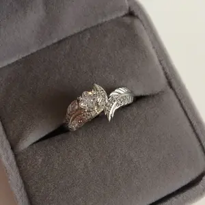 Engagementrings Love and Deepspace Game Sylus Zayne Xavier Rafayel Caleb Cosplay Marriage Proposal Rings Game Ring Adjustable Jewelry Proposals Suitable for Women to Wear Jewelry Accessories Props Exquisite Zirconia Unique Flower Promise niche Ring