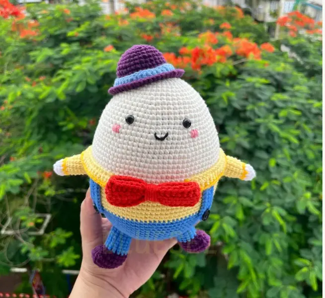 Crochet Humpty Dumpty Plush Doll - Baby Toy Crochet Doll - Nursery Rhyme Character Stuffed - Kids Songs Character Amigurumi