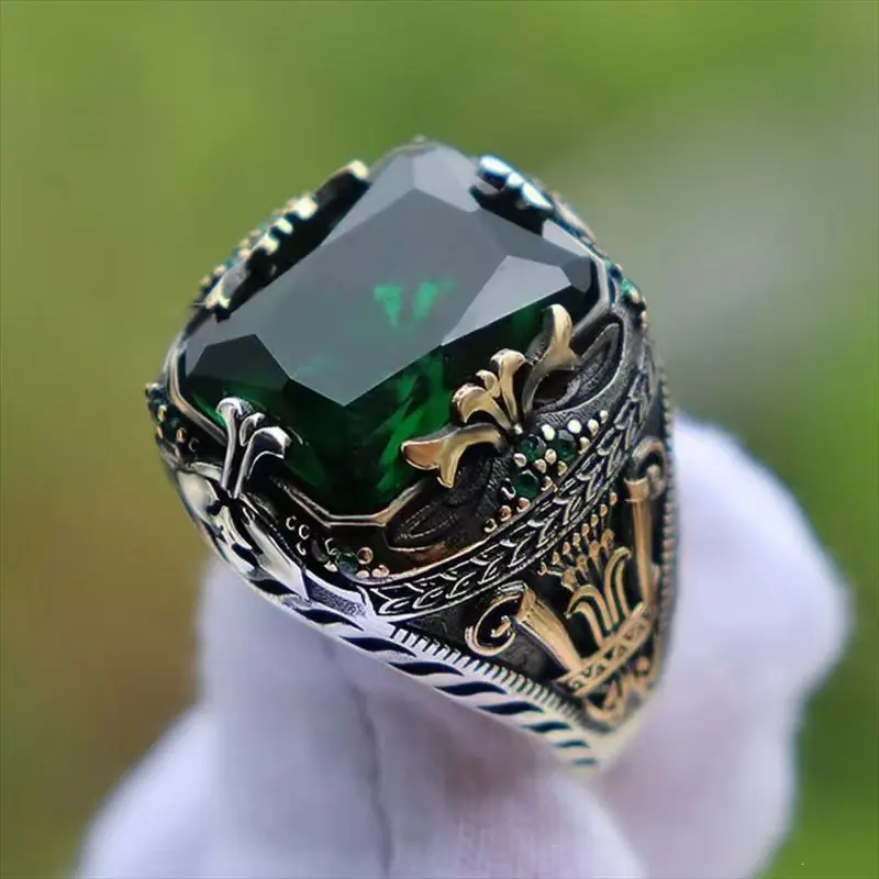 Men's 12g Luxury Inlaid Colored Jade Rings - Statement Pieces with Personalized Touch, Versatile Use Retro-Domineering Jade Green Rings for Banquets, Male