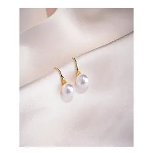 Elegant Big Pearl Hoop Earrings Vintage Luxury Trendy Statement Earrings for Women Gold Tone Fashion Jewelry