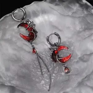 Red Moon Gem Asymmetric Earrings Personality Hip-pop Gothic Dark Ear Pendants Tassel Chain Eardrop Ear Buckle Jewelry Accessory