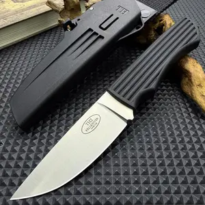 A multi-functional outdoor knife, a fixed-blade knife, suitable for picnics and camping, cutting meat for barbecues, mountaineering, rock climbing, etc.