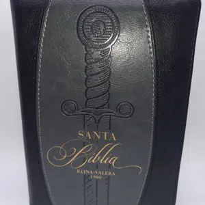 Biblia tamaño bolsillo con diceño de espada color  black / grey