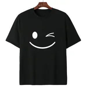 Casual Winking Smiley Face Graphic T-Shirt – Minimalist and Fun