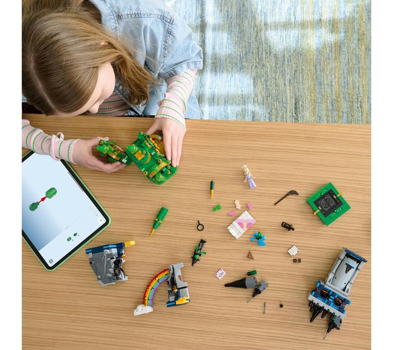 LEGO Wicked Emerald City & Kiamo Ko Castle Adventure Gift Buil