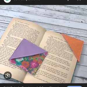 Corner book markers