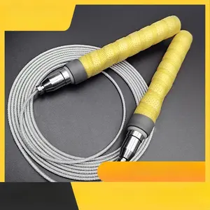 This jump rope Adjustable length, tangle-free steel cable, non-slip handles & digital counter.