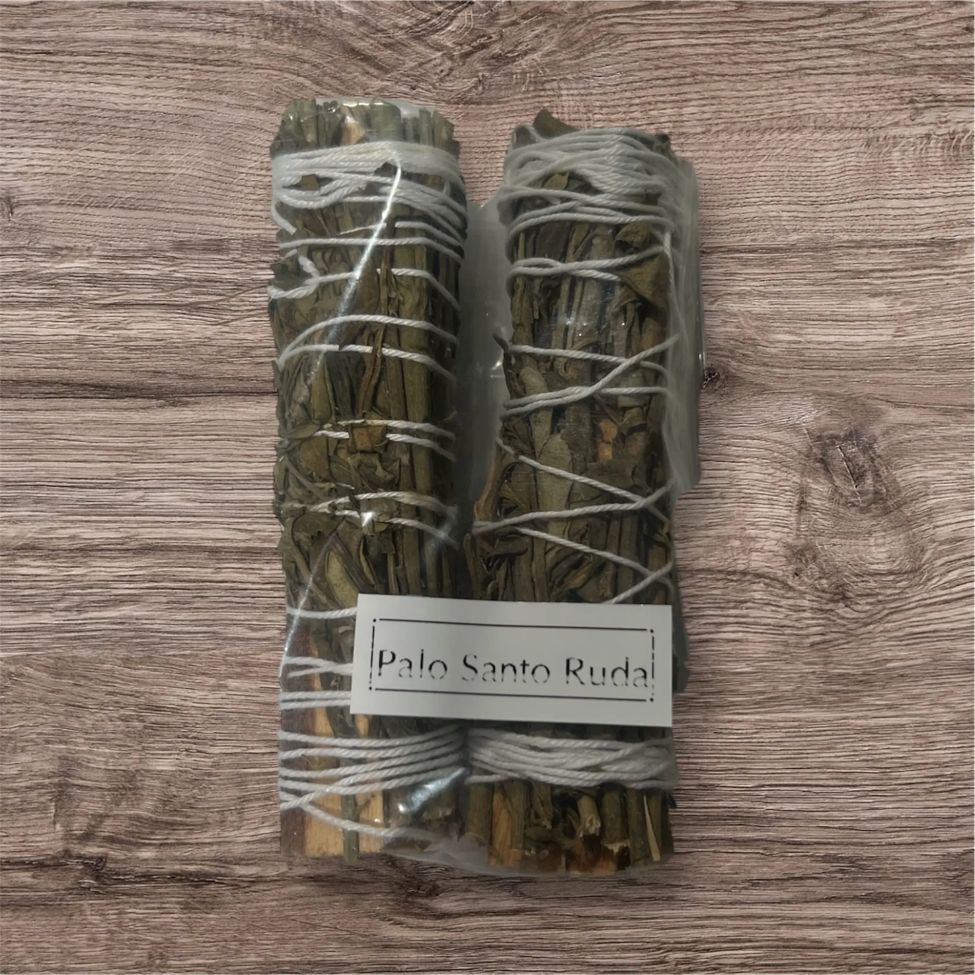 Palo Santo con Ruda.