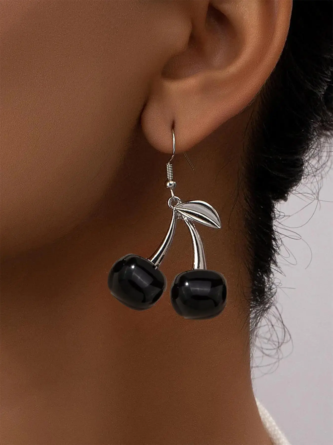 1 Pair Cherry Design Drop Earrings, Fashionable Earrings for Women, Daily Use