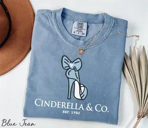Comfort Colors Classic Fairytale Princess Graphic Shirt, Oversized Tee Casual Streetwear Top, Soft Cotton Vintage Story Gift Shirt, Shortsleeve, Tshirt