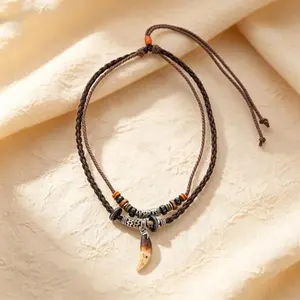 Retro wolf fang pendant double-layer stacked necklace, men's ethnic style versatile accessory