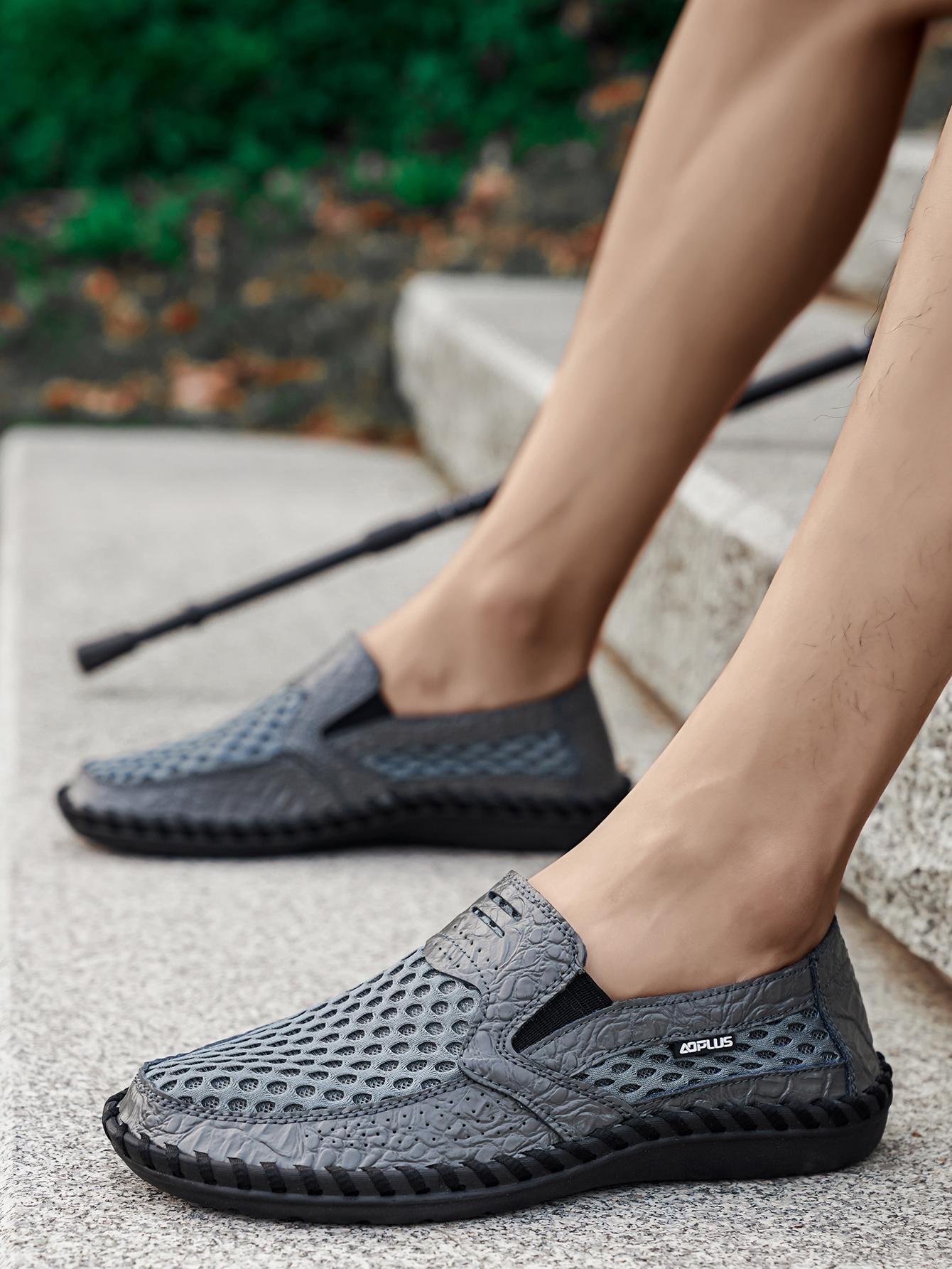 Boss Loafers with Secret Comfort​| Croc-print luxury with hidden airflow 3D mesh.3-second slip-on.Your stealth upgrade from meetings to private time