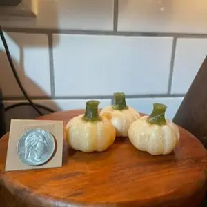 5-Piece Orange Calcite & Jade Crystal Pumpkins