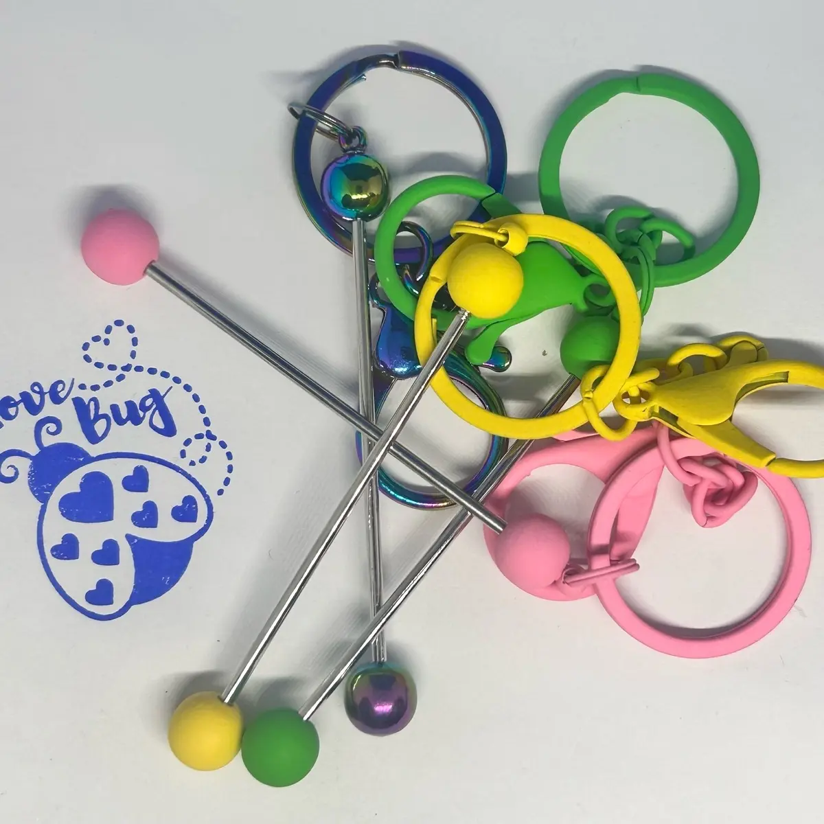 Beadable bar Keychains in Various Colors and Materials Beadable bar Keychains in Various Colors and Materials