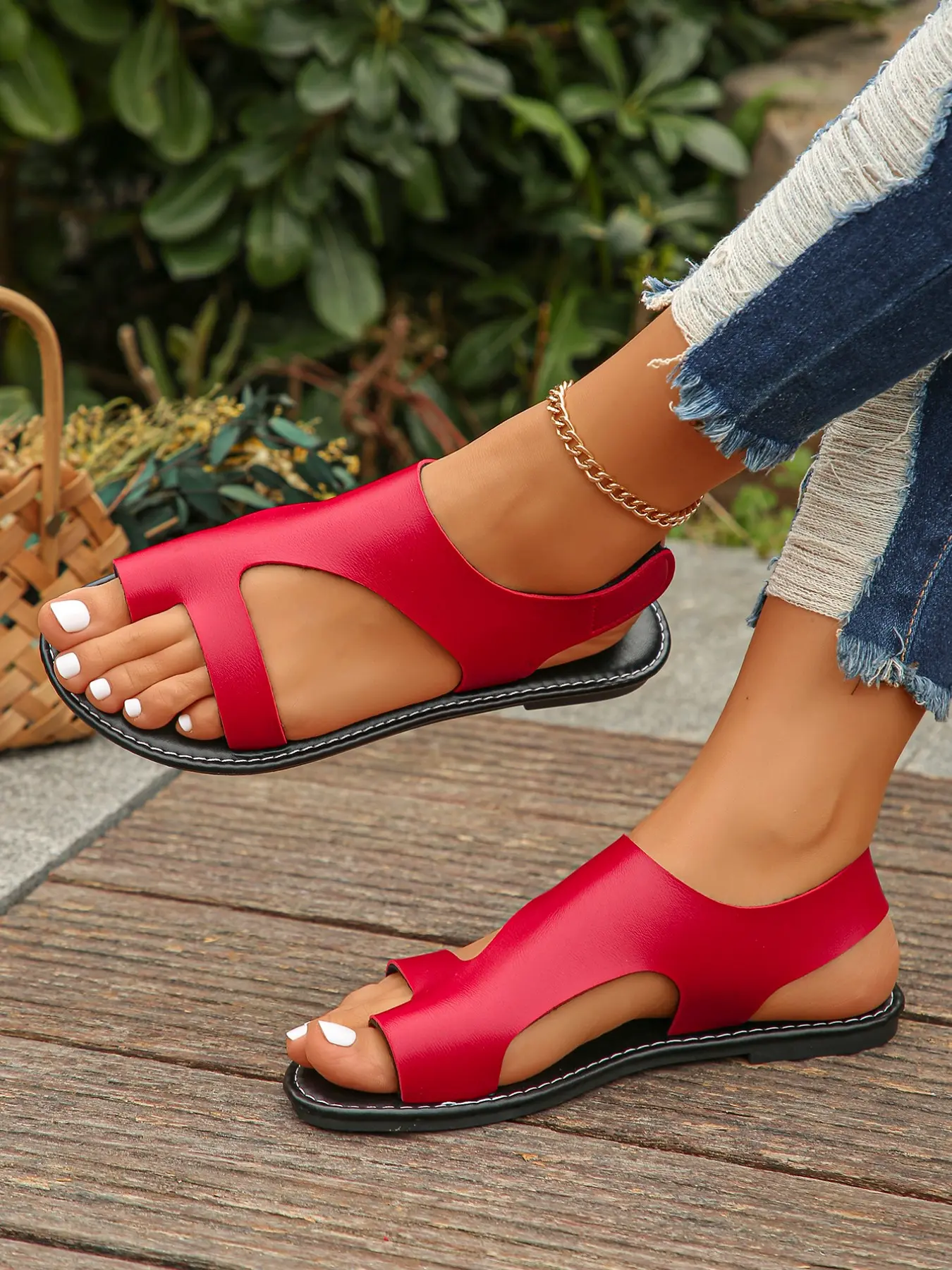 Women's Sandals Flip Flops, Casual Sandals, Bathroom Beach Swimming Summer Shoes, Anti-Slip Comfortable Durable Footwear, Ideal Daily Wear