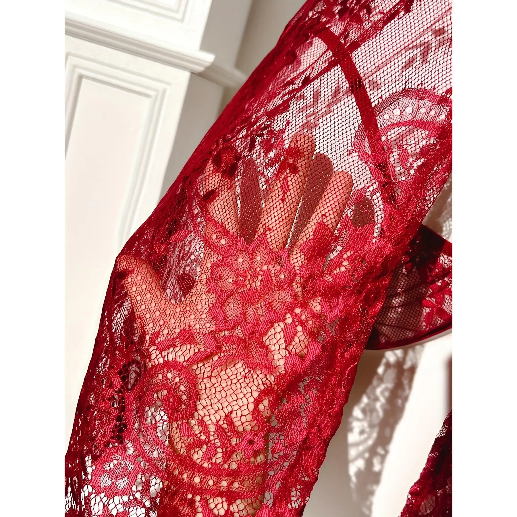 dress lace sleeves Gina
