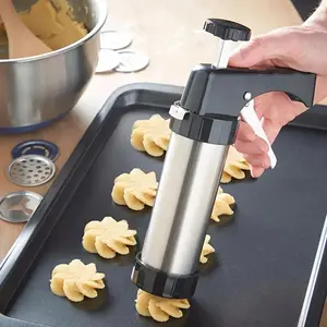 22Pcs cookie press extruder, cream piping gun, piping nozzle for molten beans, baking tools, including 13pcs pattern disc + 8pcs piping nozzle + 1pc press gun, essential kitchen tools for Christmas and Valentine's Day baking, no electricity required,