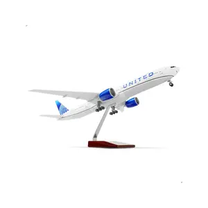 Boeing 777-300ER United 1/150 airplane model with stand Boeing 777-300ER United 1/150 airplane model with stand