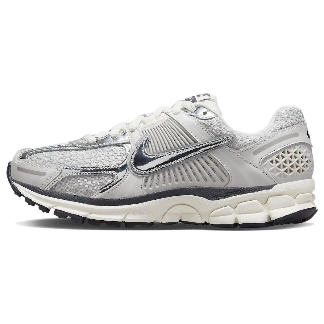Women's Athletic Shoes in Photon Dust and Metallic Silver, Retro-Style Runner, Walking & Sports Trainer FD0884-025, Walking Shoes, Sports Shoes