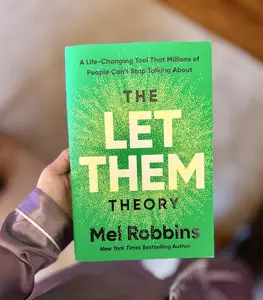 The Let Them Theory: A Life-Changing Tool That Millions of People Can't Stop Talking About