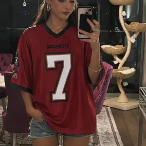 Kpop Inspired Red Number 7 Fan Jersey Custom Name Concert Outfit Unisex Oversized Shirt, Custom Number Graphic Streetwear Concert Outfit Gift
